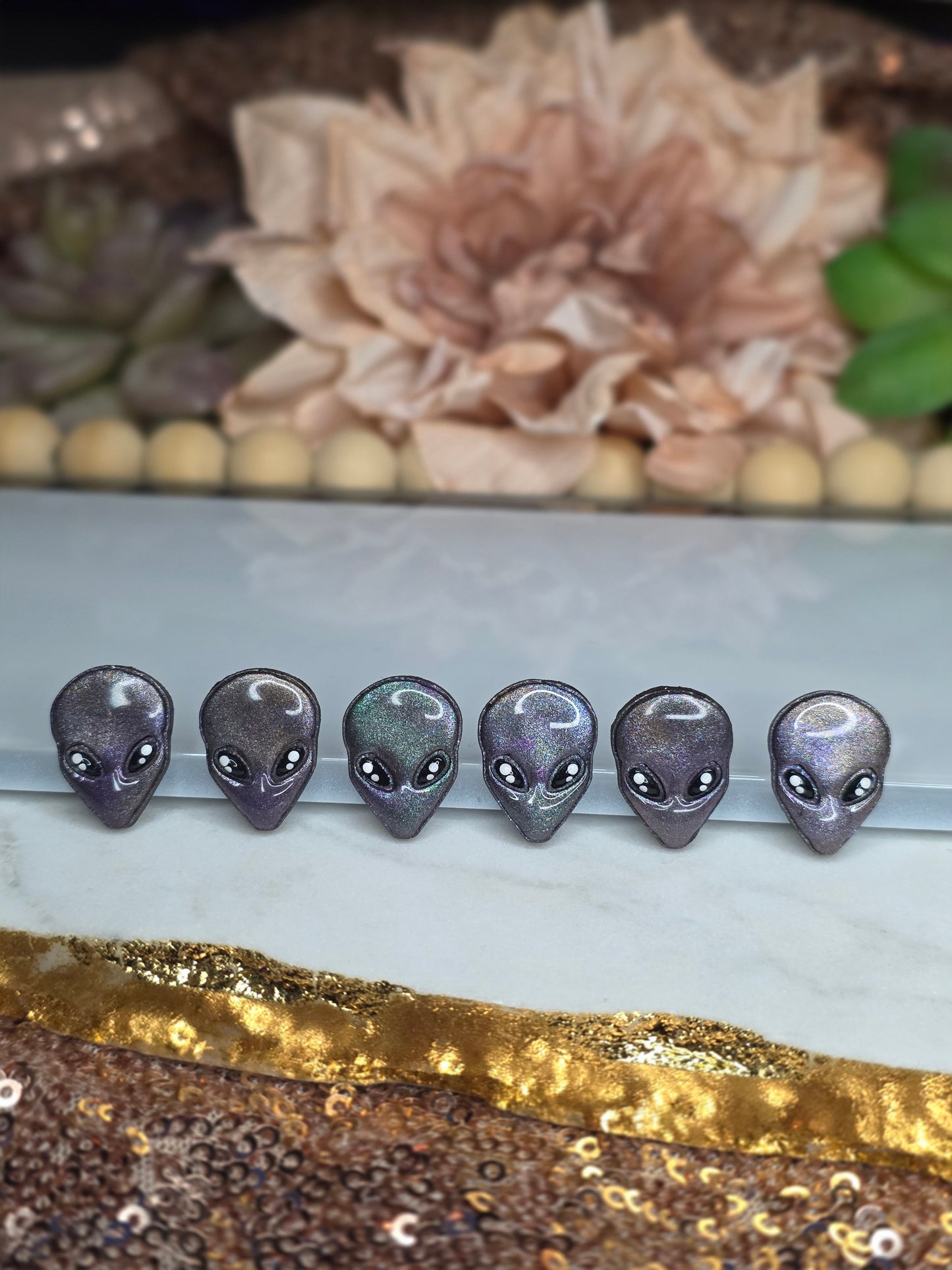 Alien Studs