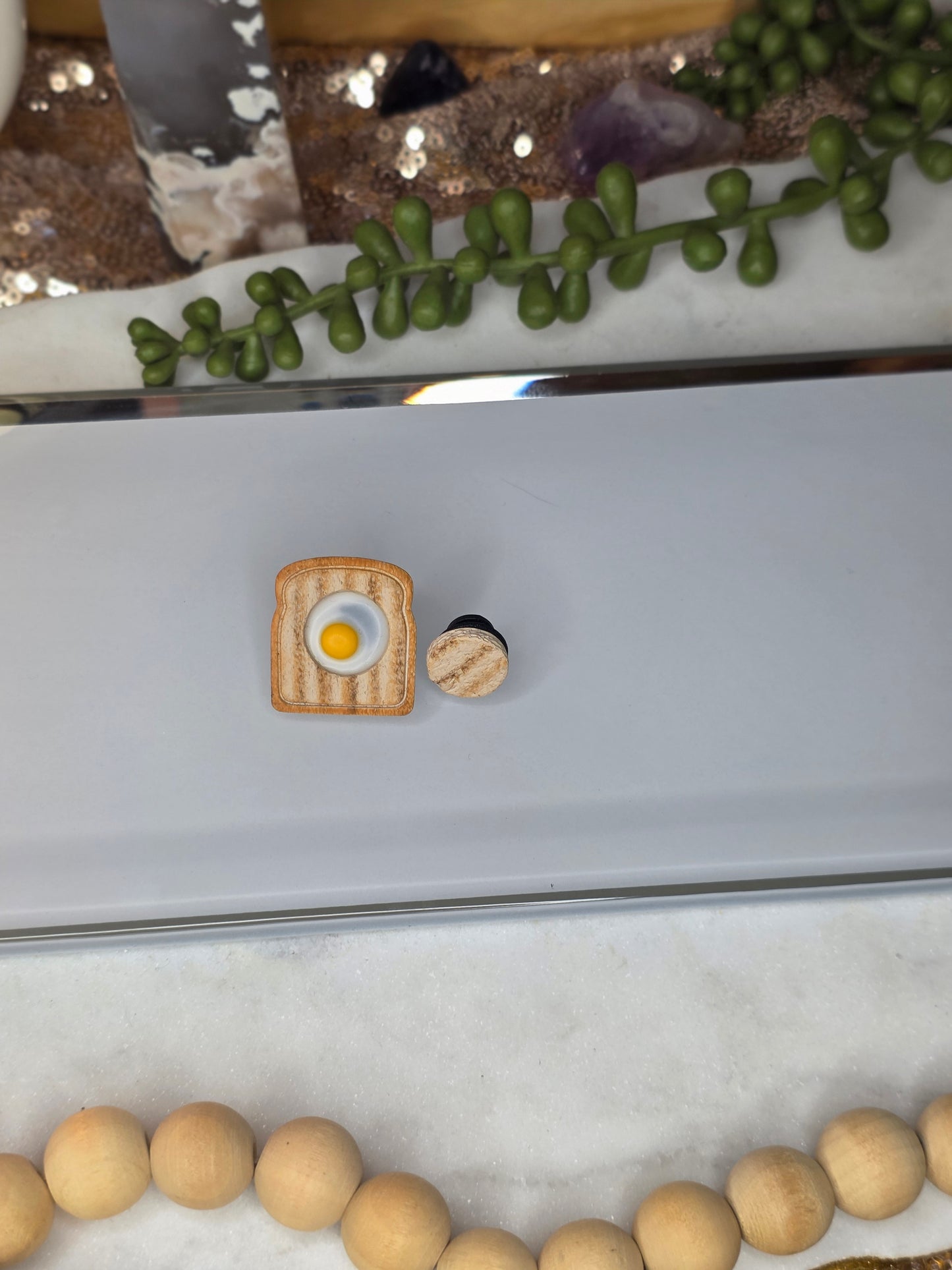 Eggs in a frame Jibbitz