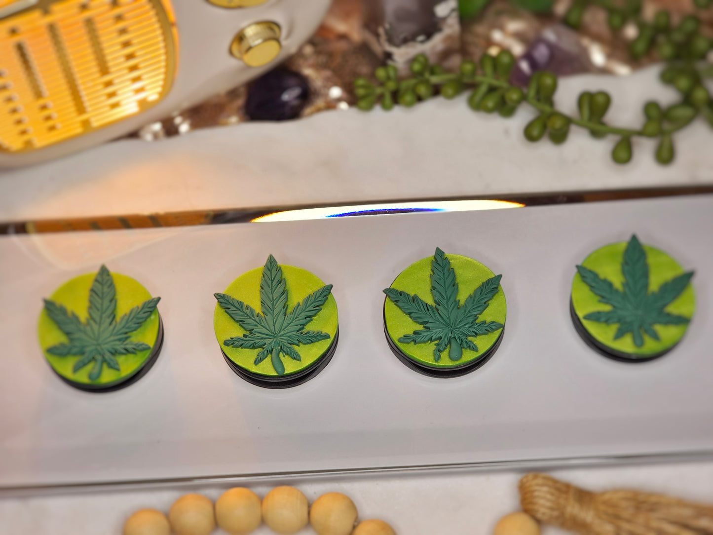 Hemp Leaf Phone Grip