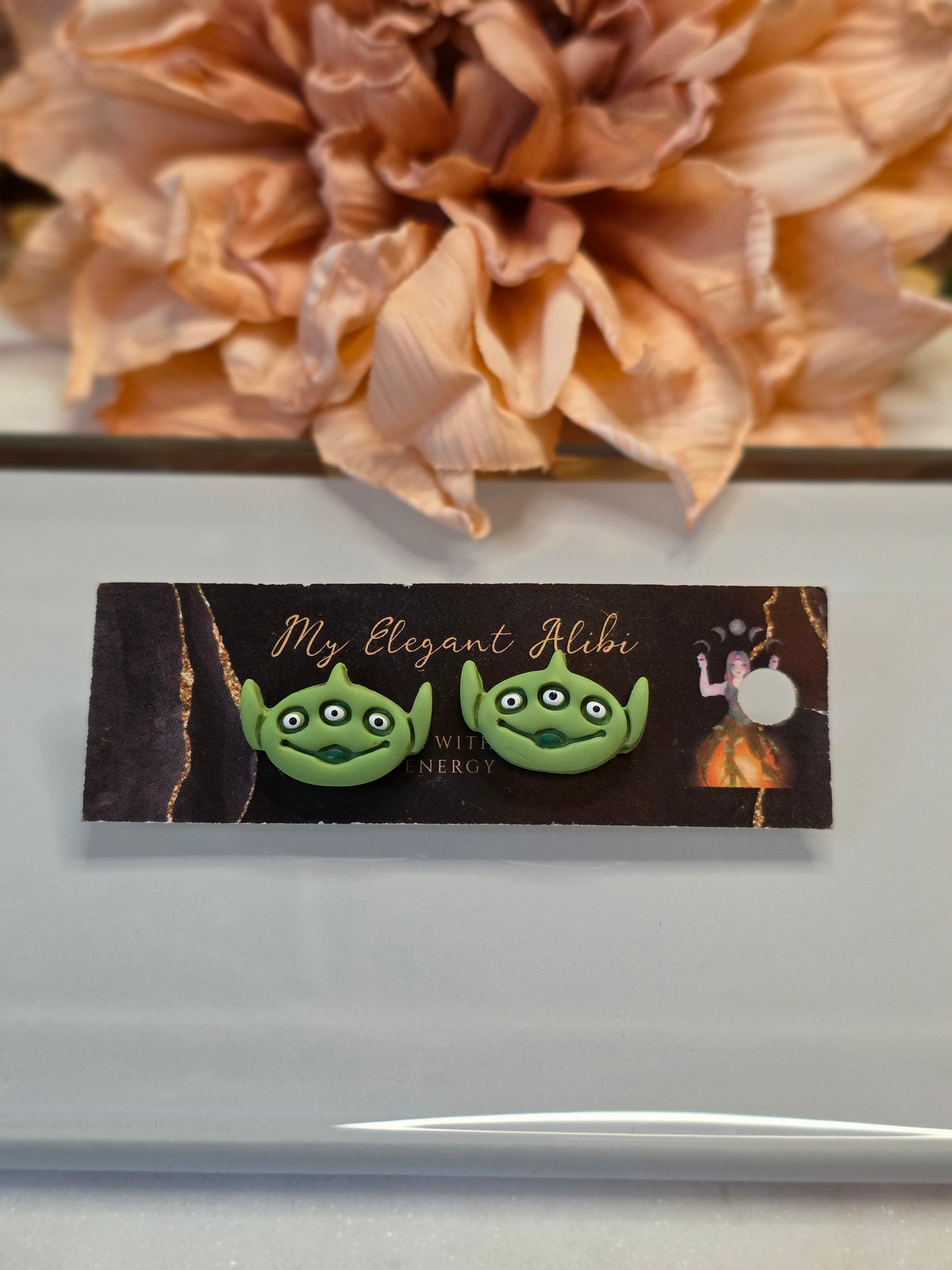 Alien Studs