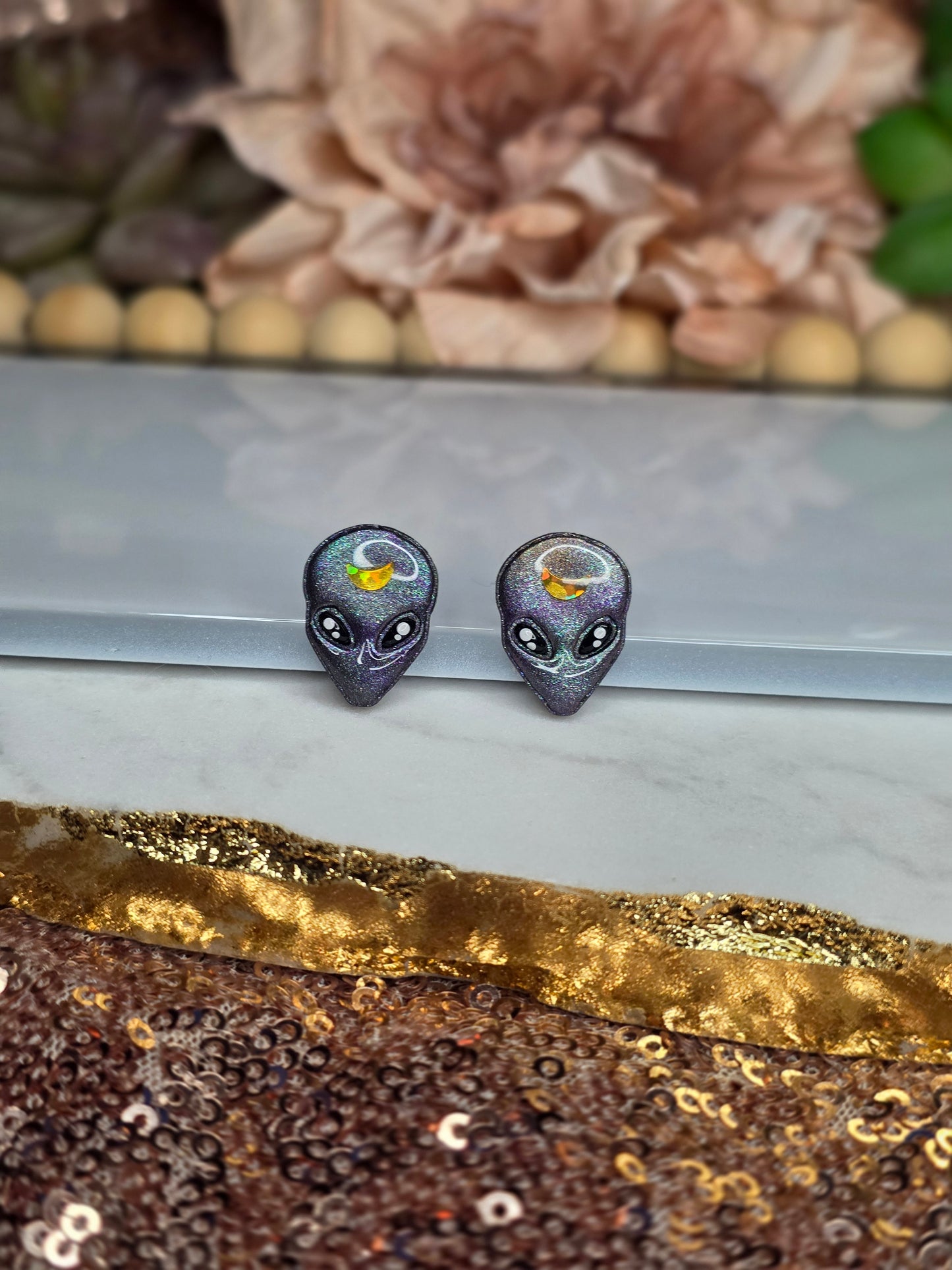 Alien Studs