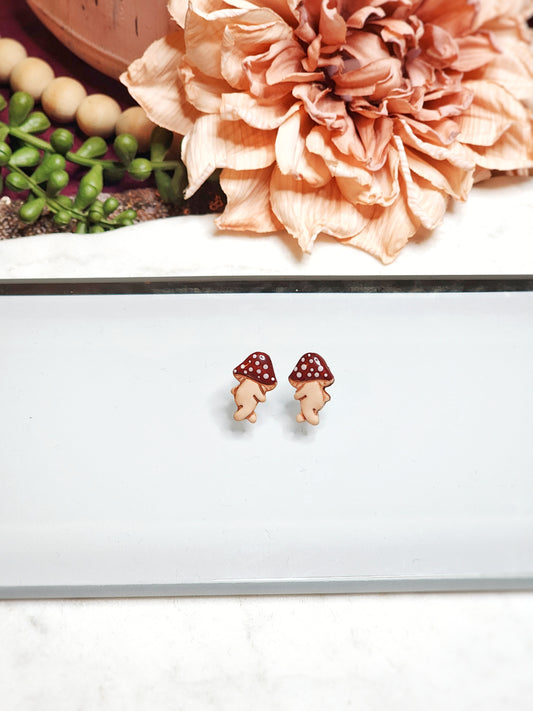 Red Mushroom Stud