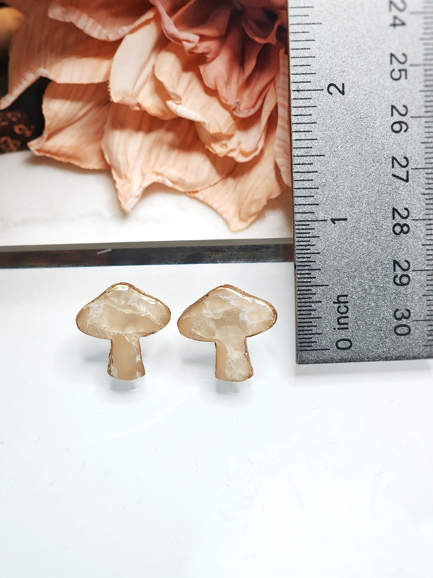 Quartz Mushroom Stud