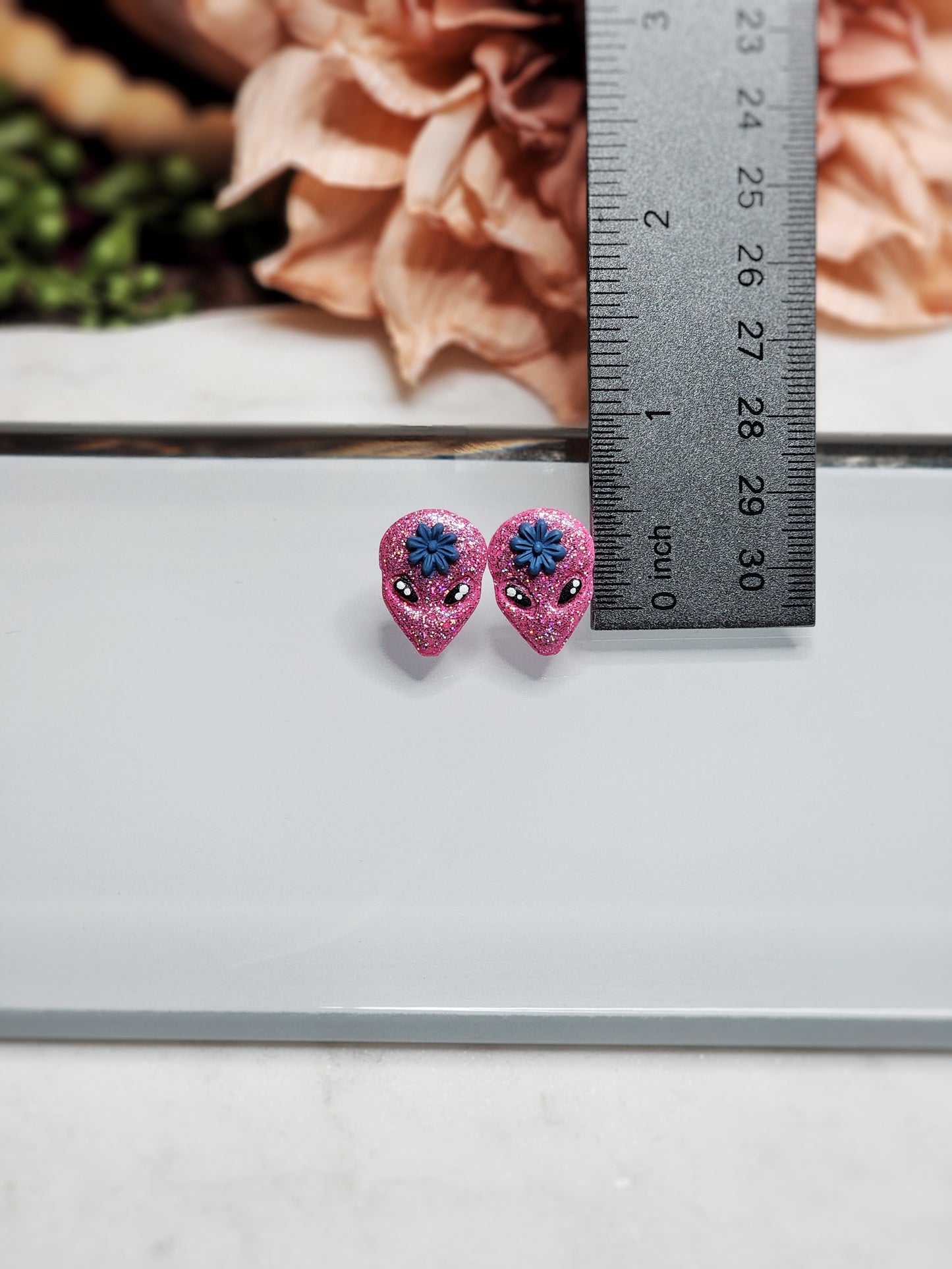 Pink Alien Head Stud