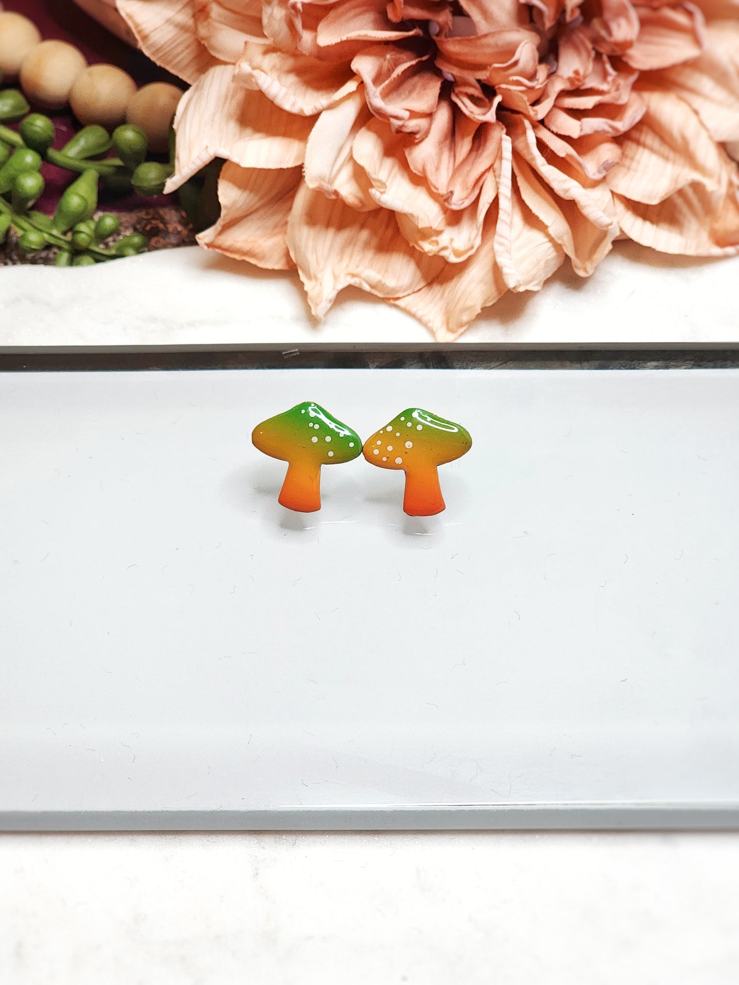 Ombre Mushroom Stud